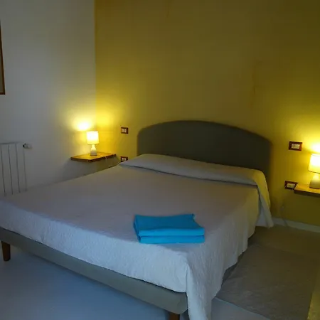 La Scala Hotel *